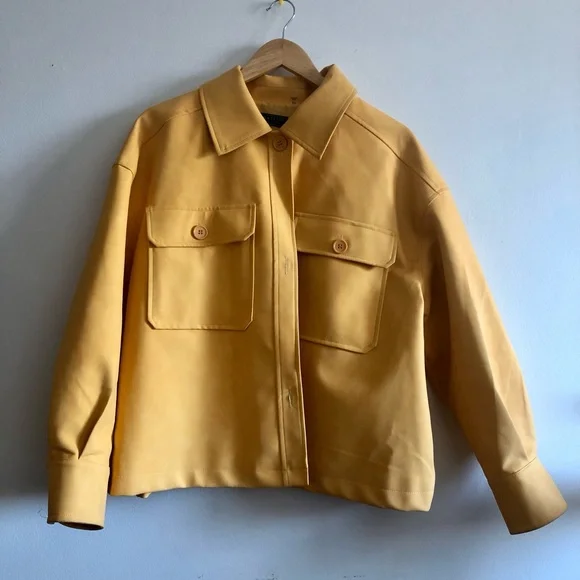 Yellow Jacket - Picture 3 of 4